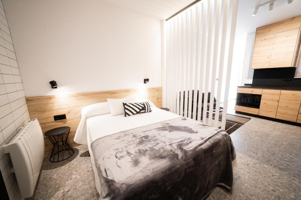 Apartamentos Mk77 Leon - Lahoz Exterior foto